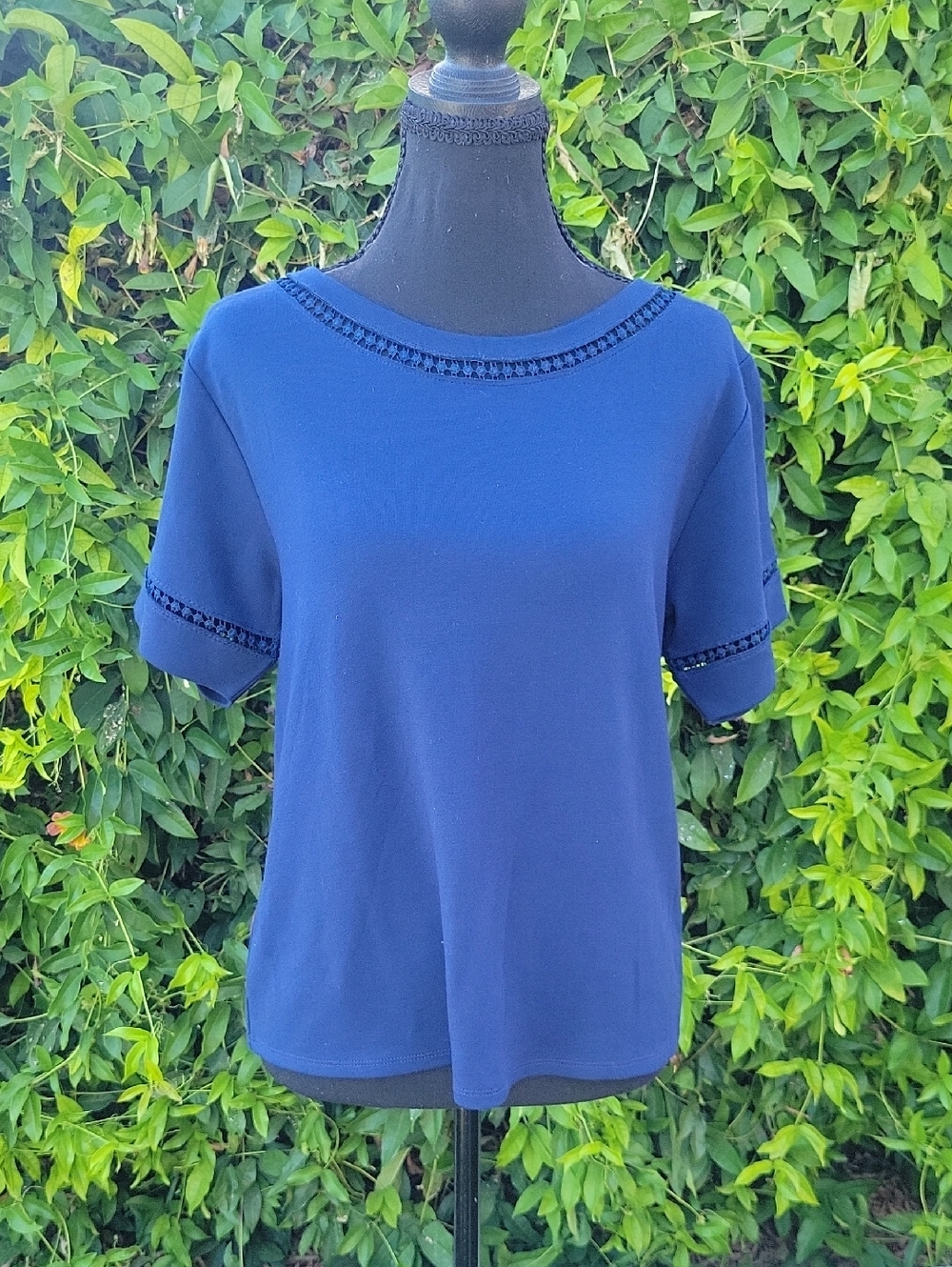 Navy Short-Sleeve Knit Top - Picture 5 of 16